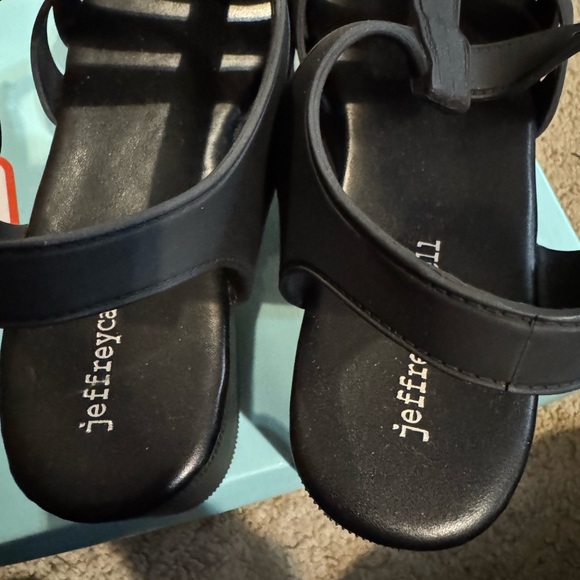 Jeffrey Campbell Platform fisherman jelly sandal. Women's Size 9 matte black - Picture 4 of 7
